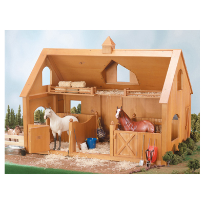 B302 - Deluxe Wood Barn with cupola