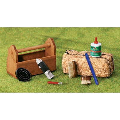 B2476 - Grooming Set