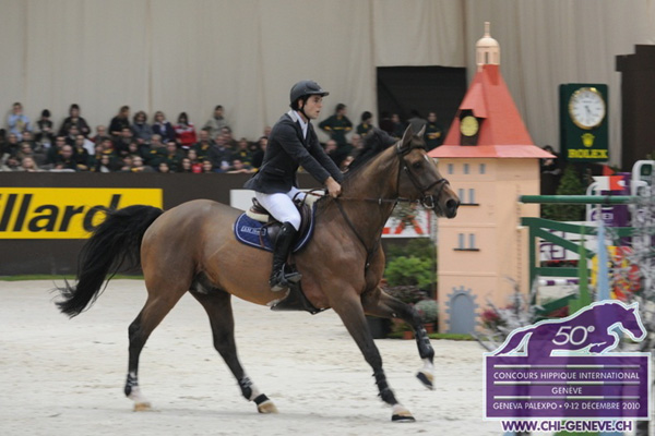 Sergio �lvarez Moya con �Action Breaker�