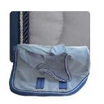 Conjunto mantilla, orejeras y manta gris-azul con cordn 1307